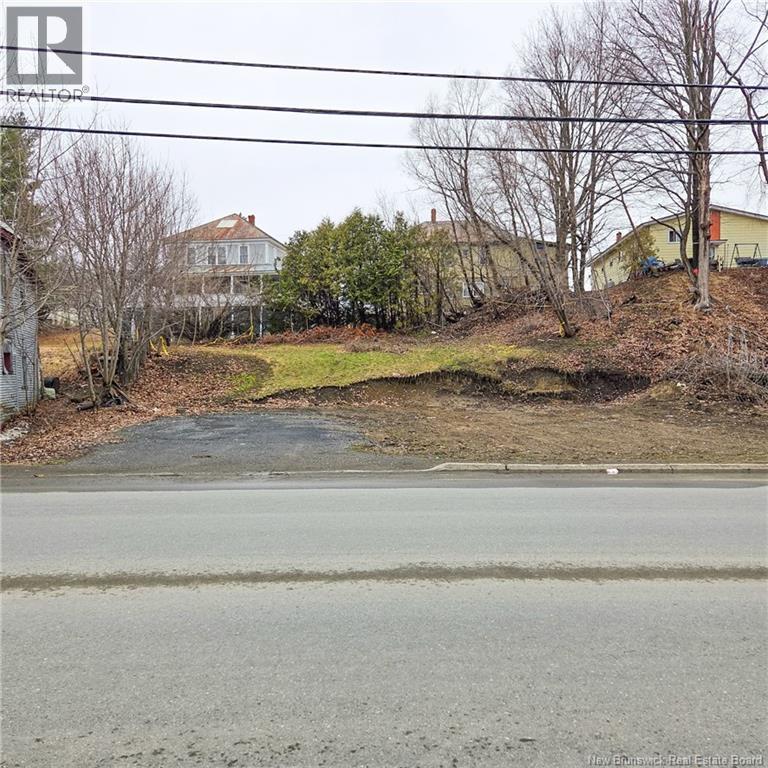 465 Main Street - Photo 2