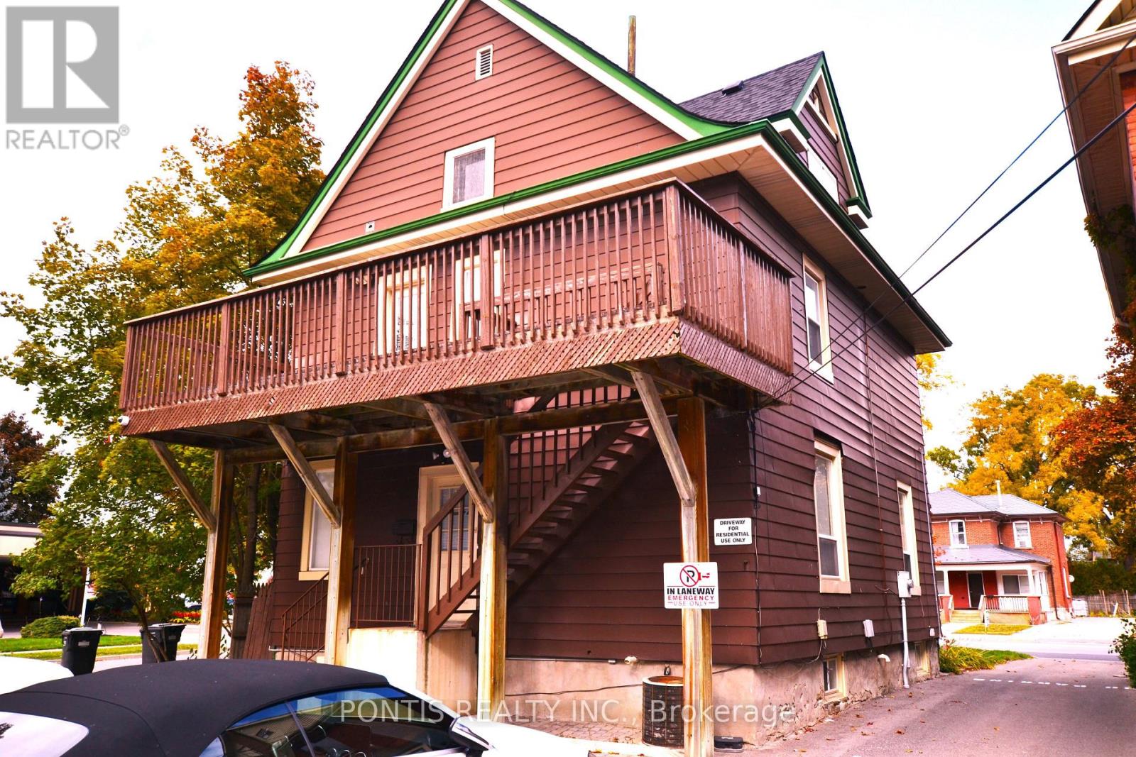 281 MAIN STREET N