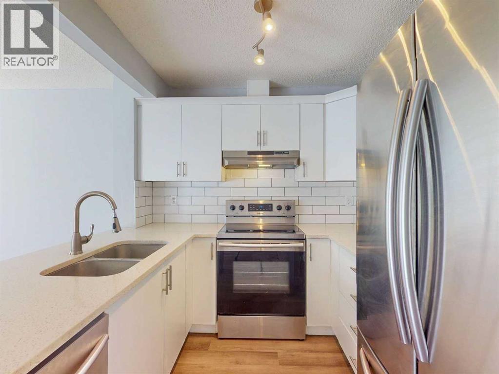 75 Panatella Villas NW