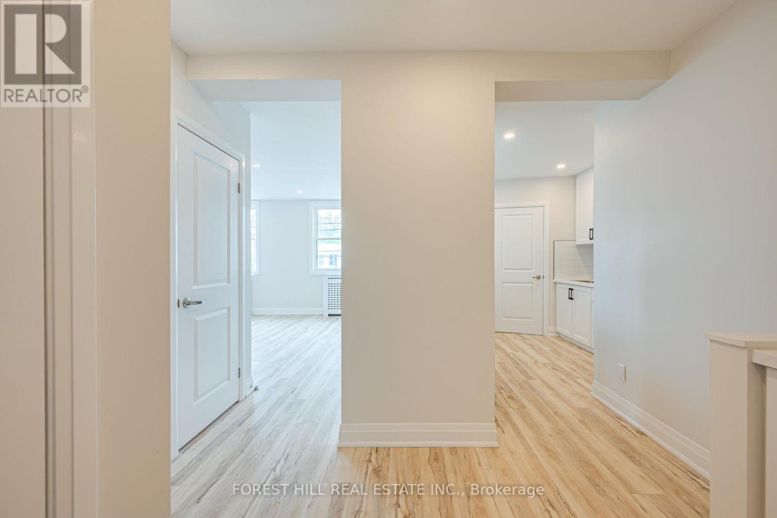 2 - 7725 YONGE STREET