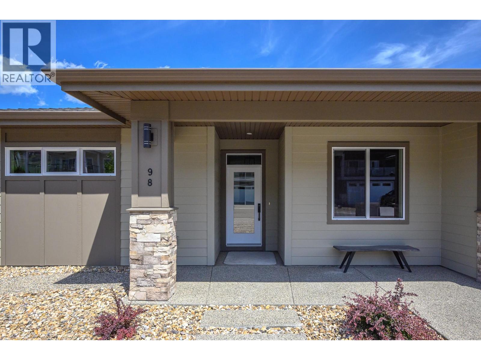 7760 Okanagan Landing Road Unit# 98 Lot# 1