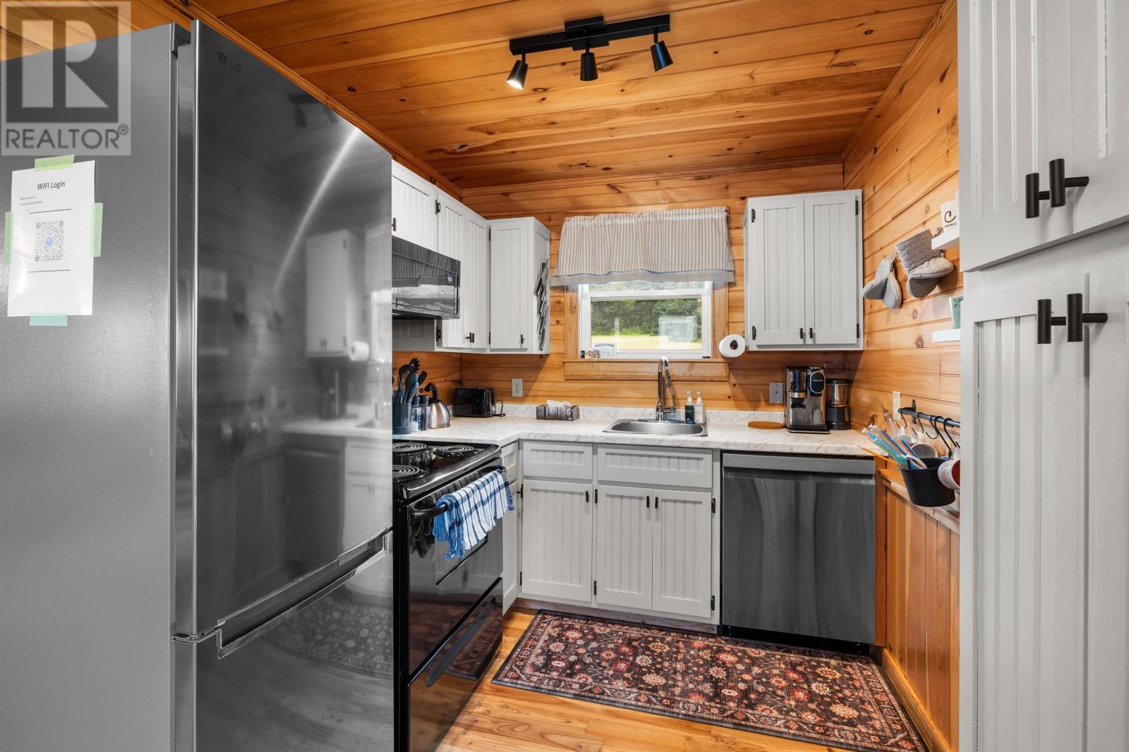 12 KING Lane - Photo 2