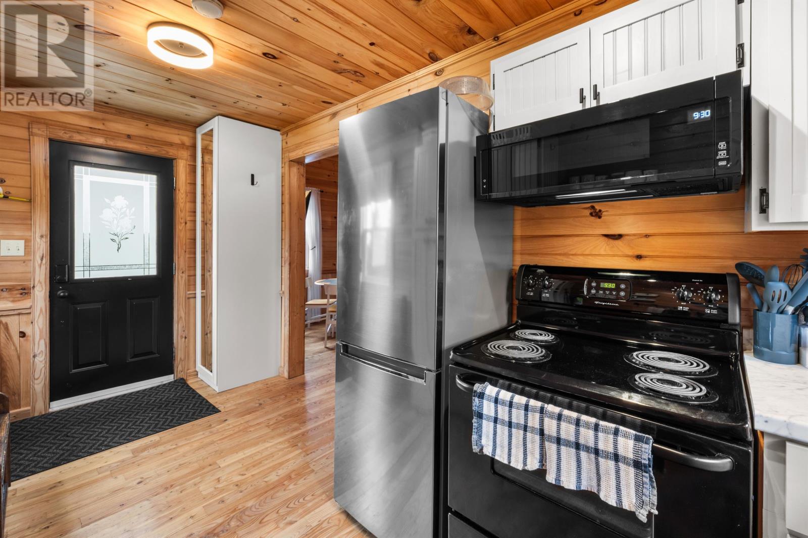 12 KING Lane - Photo 3
