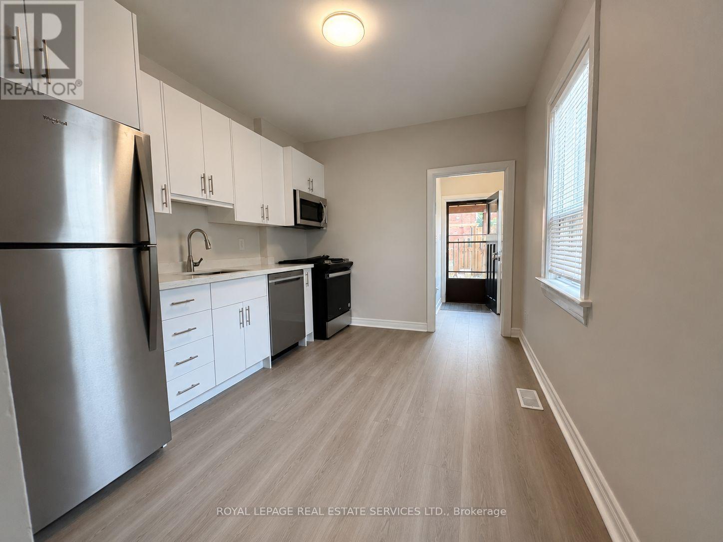 5 HENDERSON AVENUE