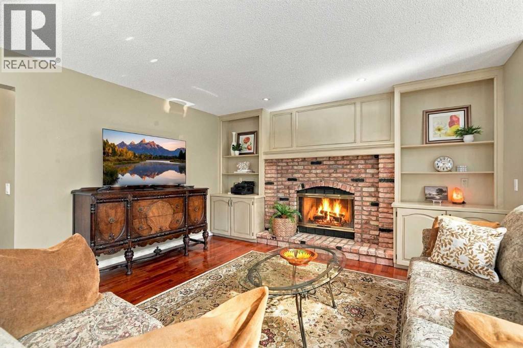 21 Mt Robson Close SE
