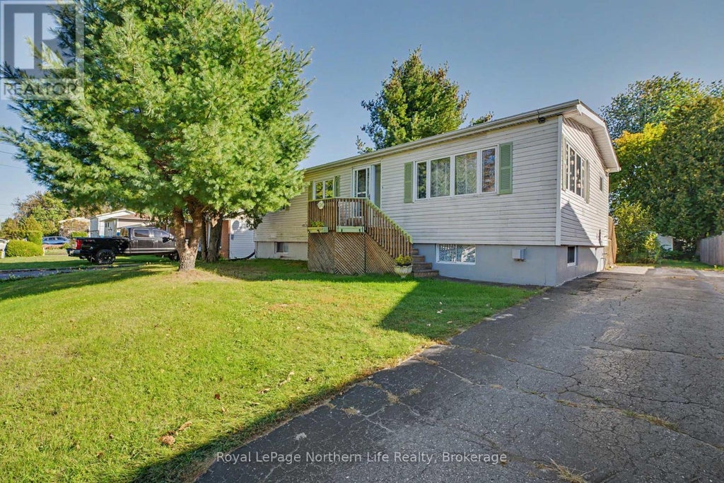 196 RAILWAY STREET, WEST NIPISSING (STURGEON FALLS), ON P2B 3B2 - Image 3470620429.jpeg?d=l