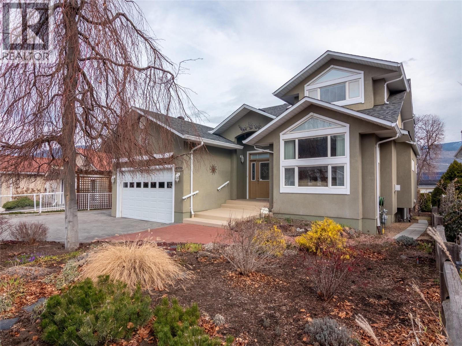 4005 Lobelia Drive