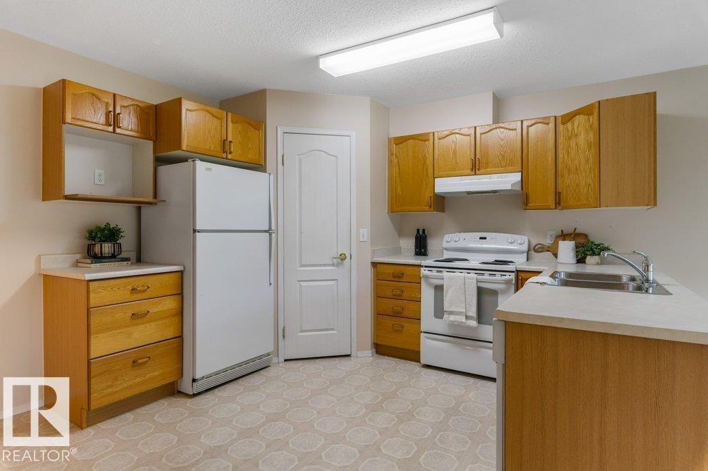 #157 13441 127 ST NW