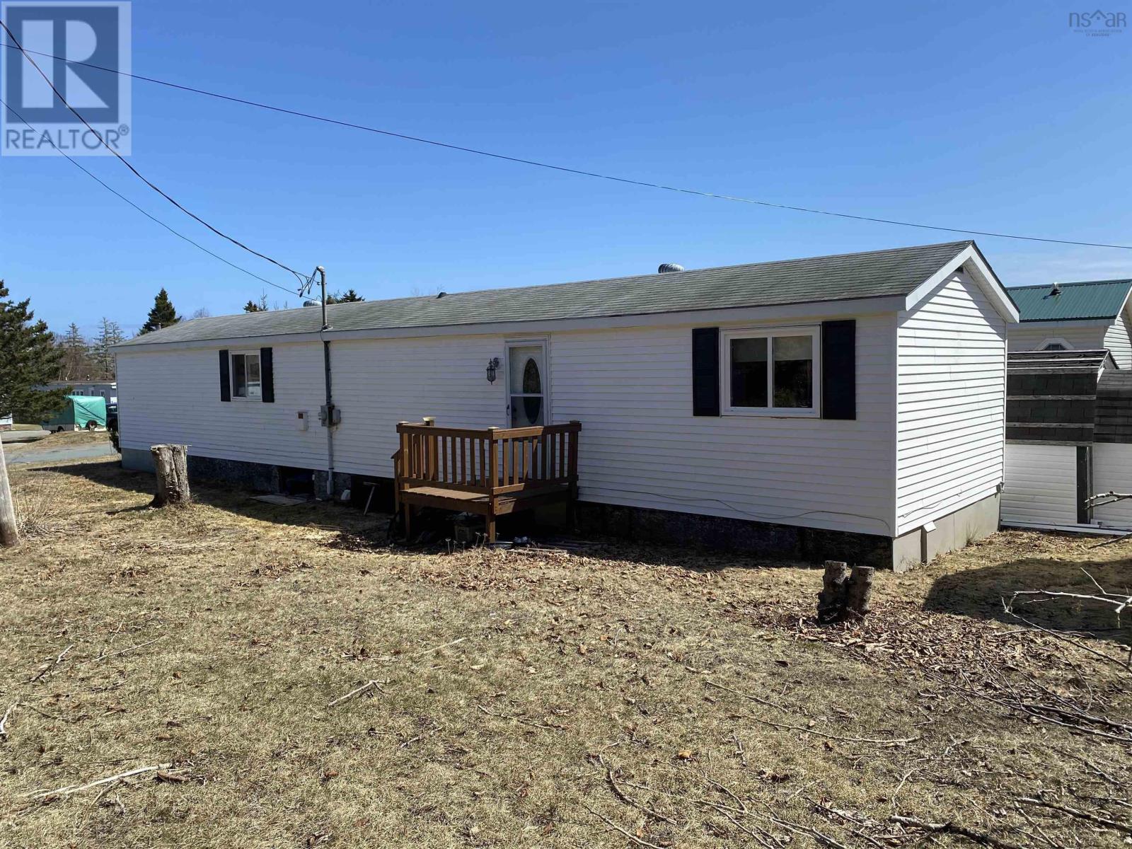 28 Christina Drive - Photo 3