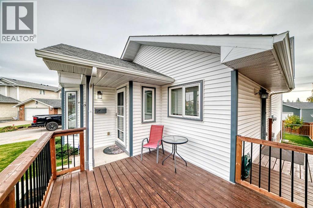 36 Sandpiper Way NW