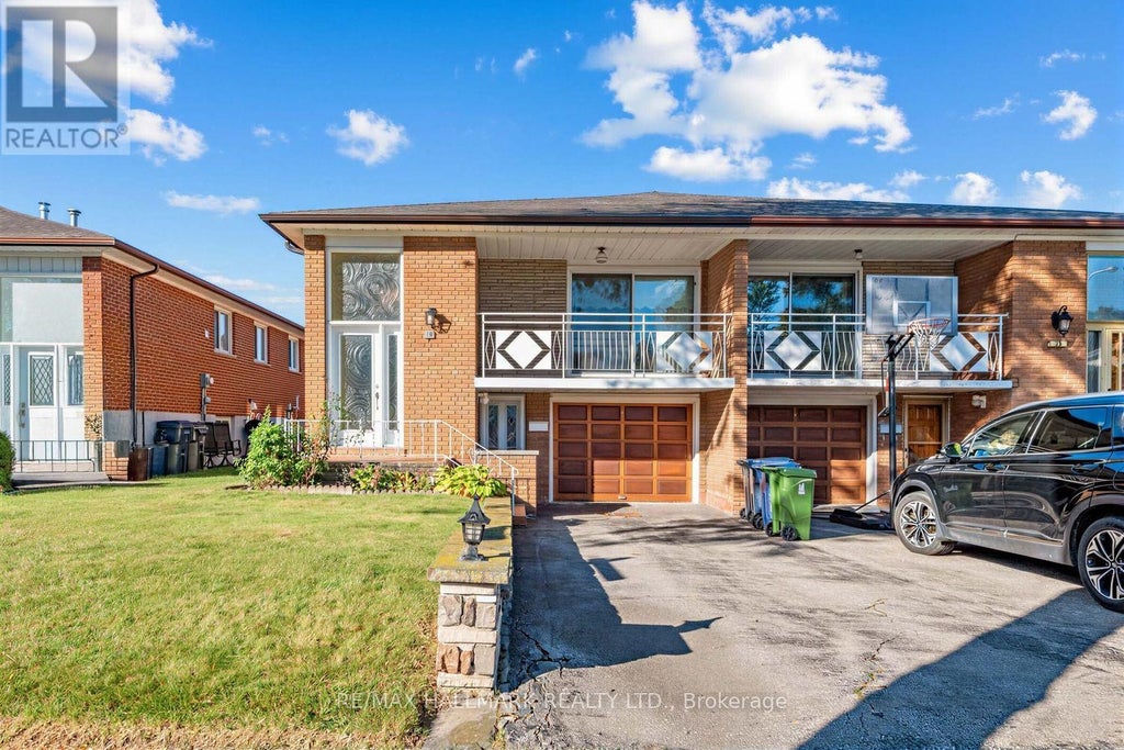18 SORLYN AVENUE, TORONTO (RUSTIC), ON M6L 1H8 - Image 3039024649.jpeg?d=l