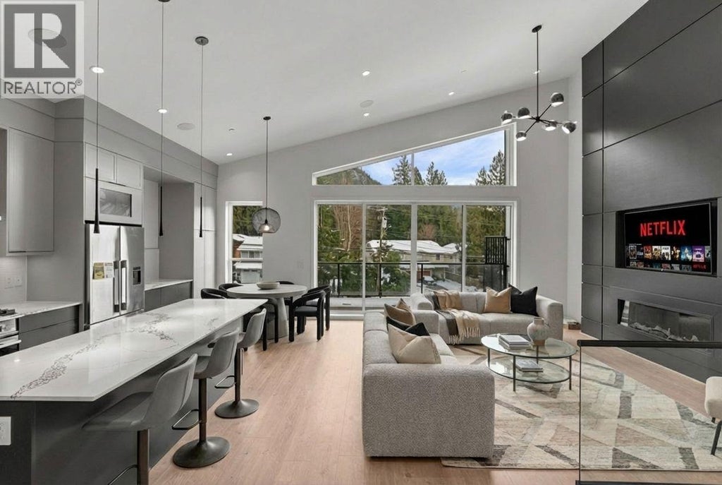 41717 GOVERNMENT ROAD, SQUAMISH, BC V0N 1H0 - Image 1759946184.jpeg?d=l
