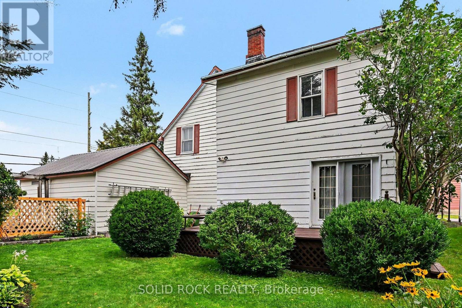 85 RENFREW AVENUE W