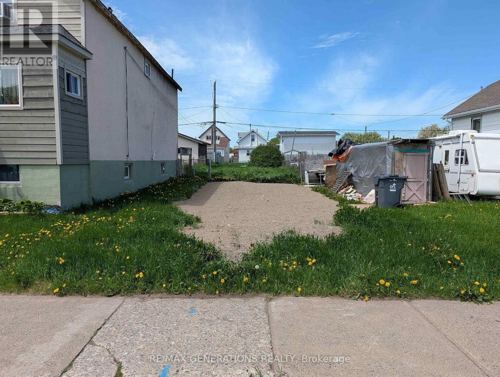 833 MCINTOSH STREET