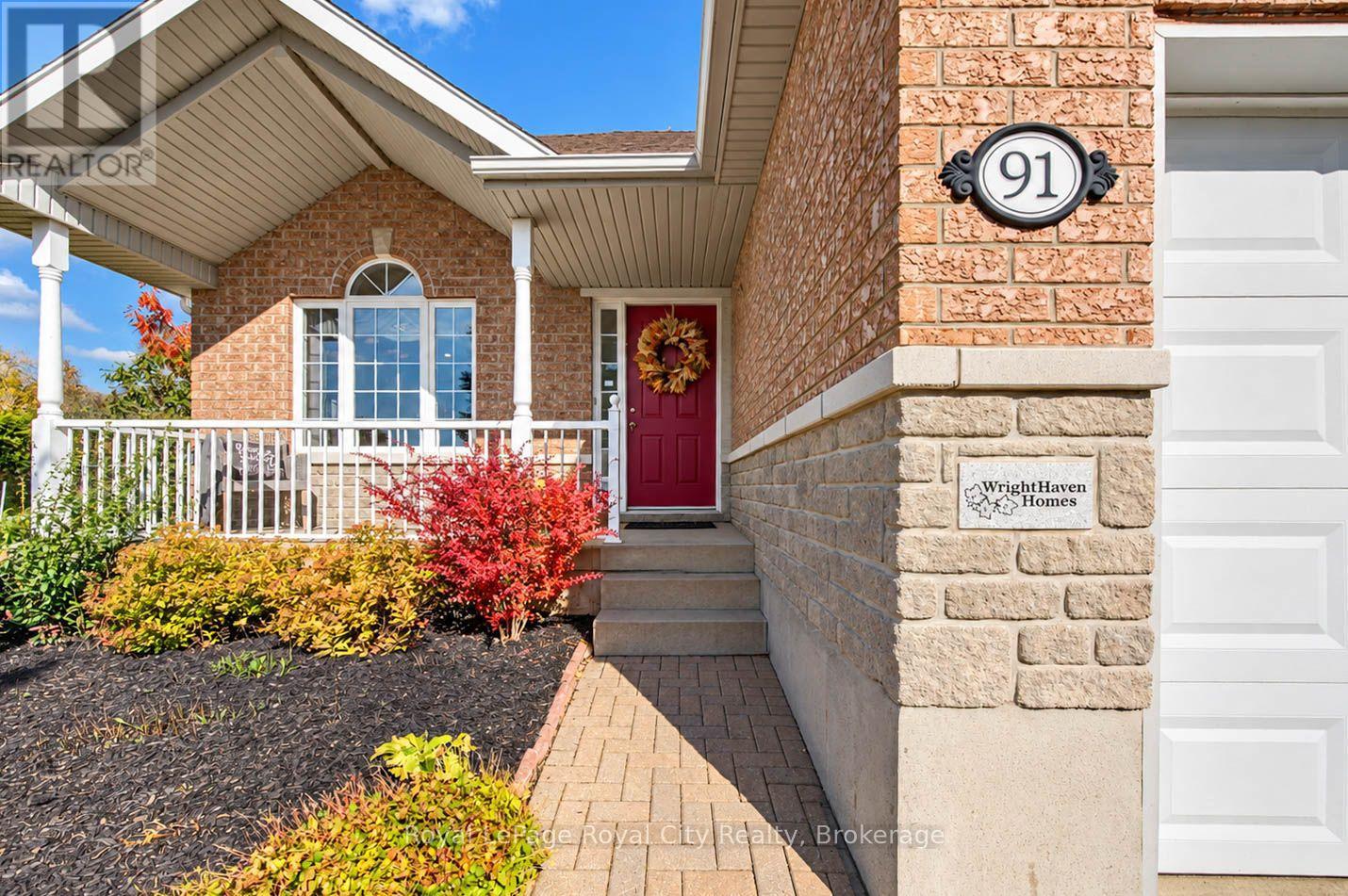 91 HARPER CRESCENT