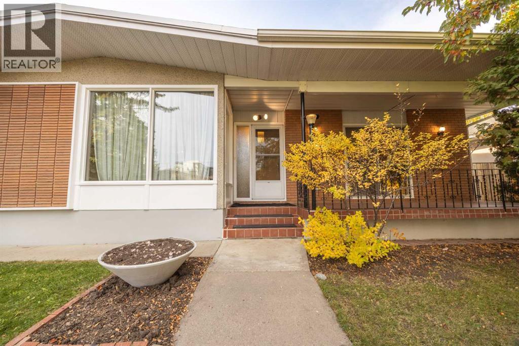 53 KENTISH DRIVE SW, CALGARY, AB T2V 2L4 - Image 3263131504.jpeg?d=l