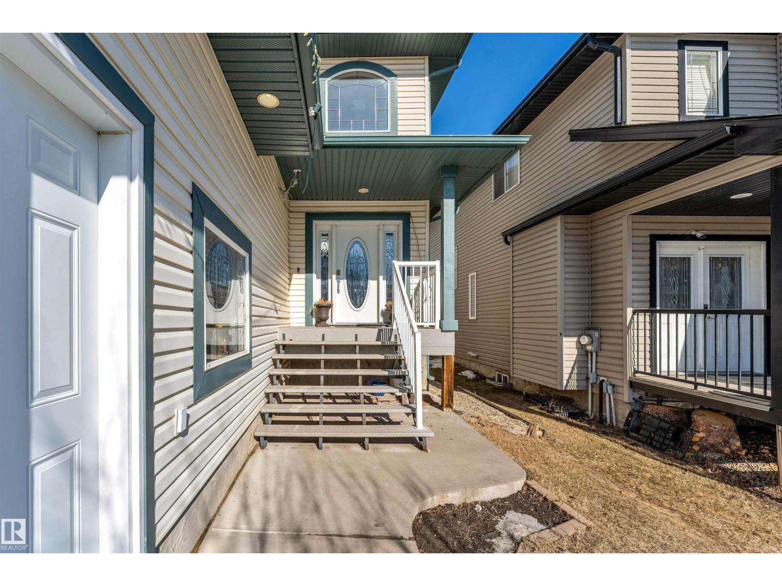 4620 160 AV NW