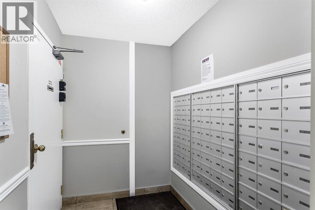 305, 290 Shawville Way SE