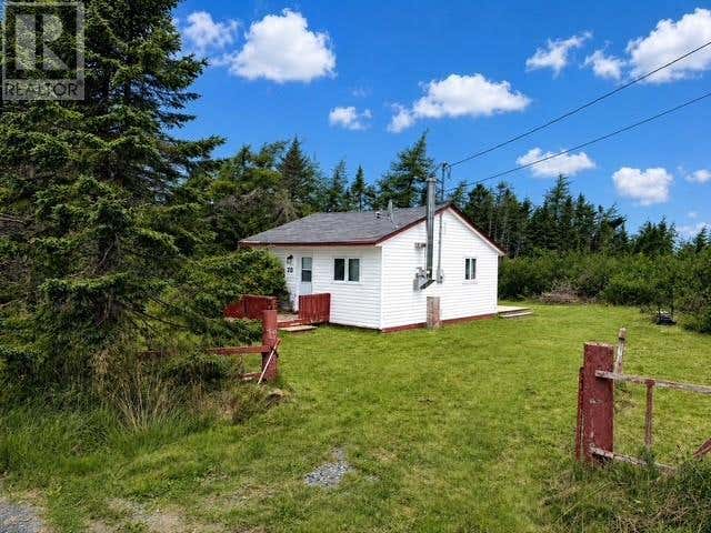 20 BEAVER POND ROAD