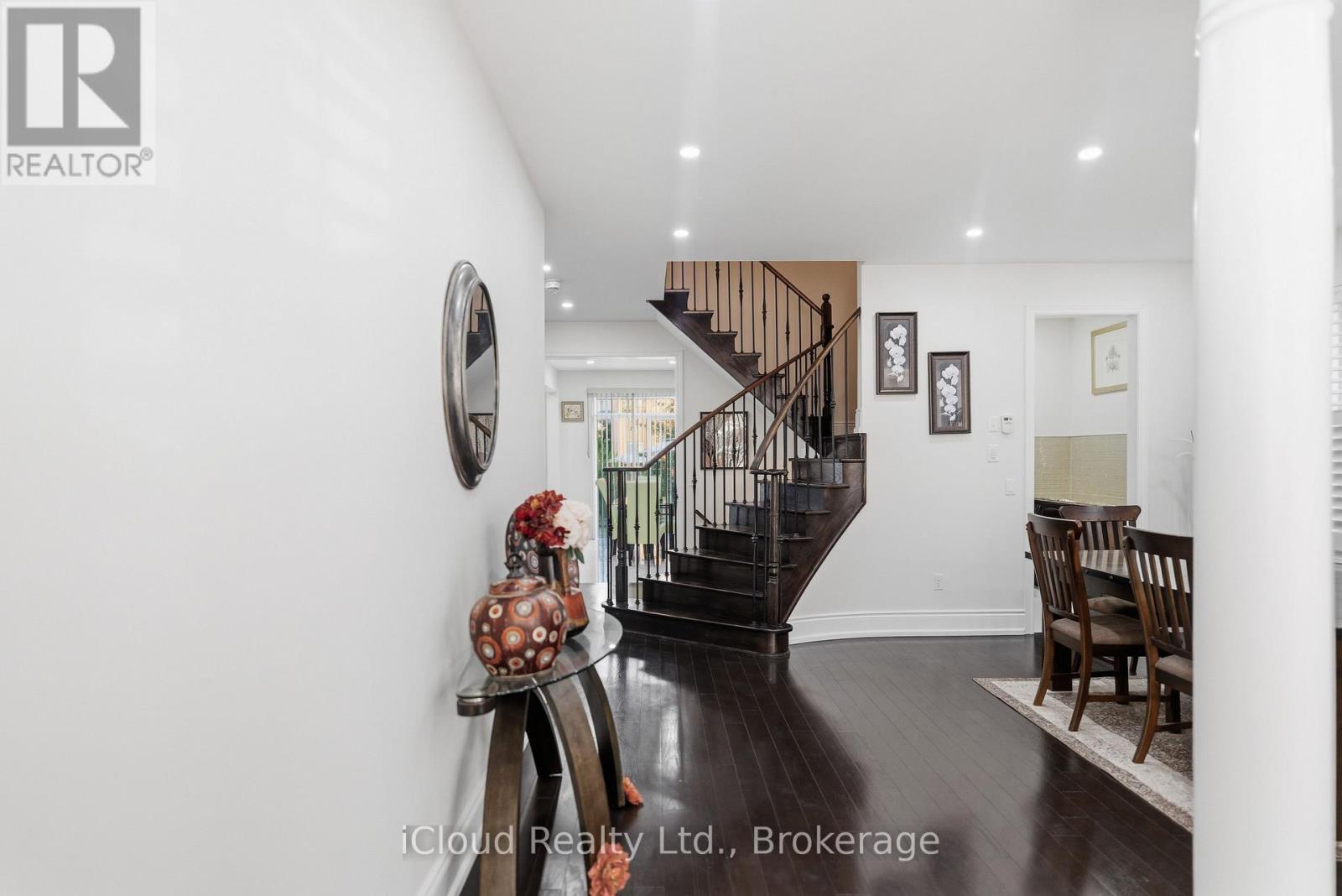 5 LEITH DRIVE