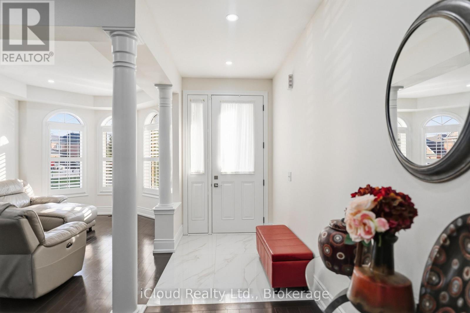 5 LEITH DRIVE