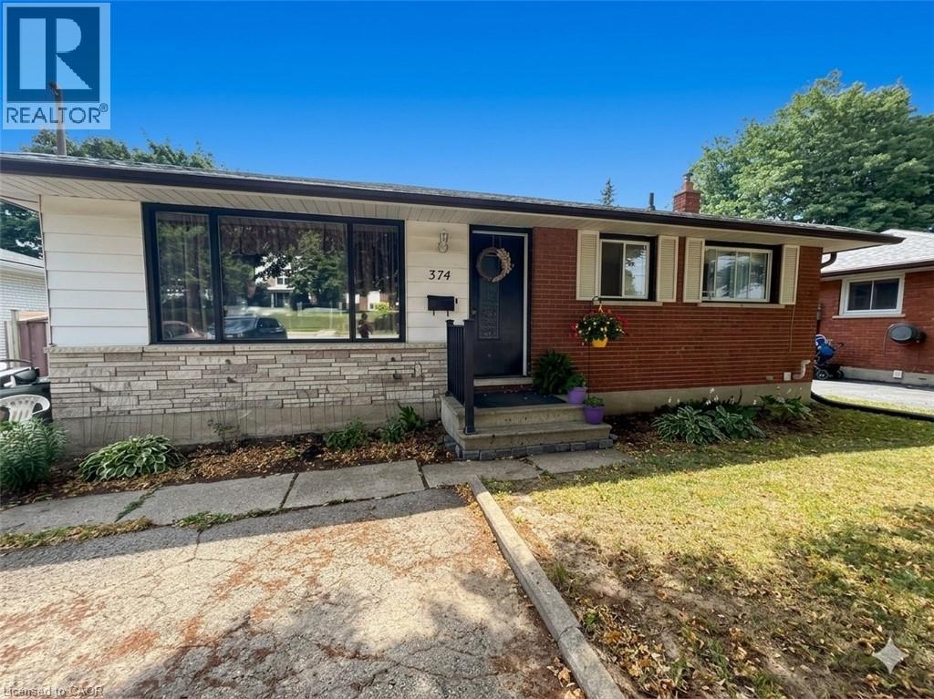 374 VICTORIA Road N