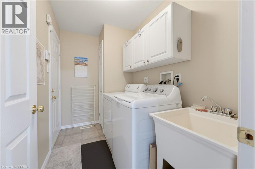 73 MORTON Avenue W Unit# 9