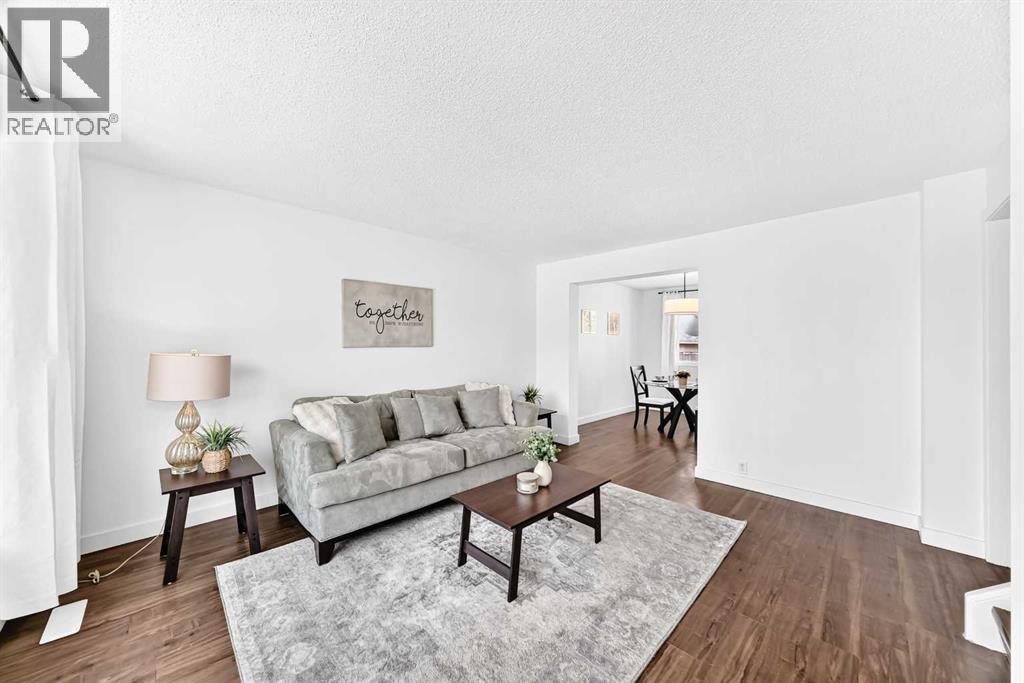 60 Erin Mount Crescent SE
