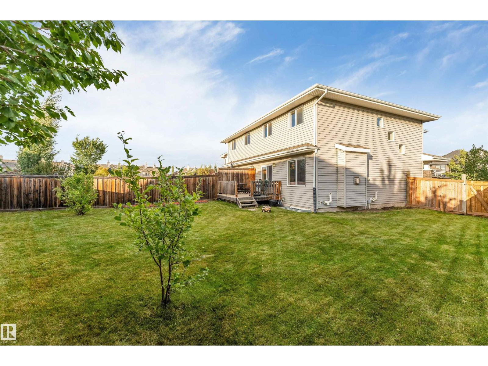 1110 176 ST SW