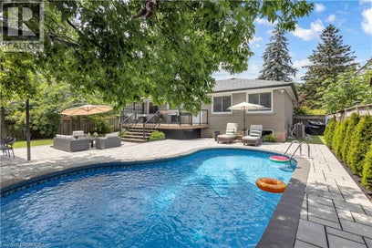 98 MILLER Road Oakville ON L6H 1J9