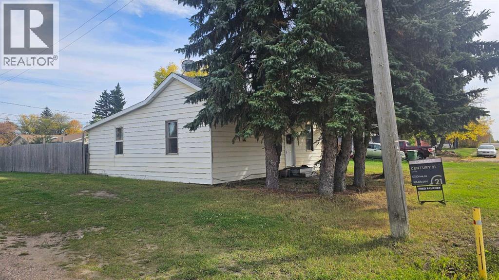 83 2 STREET E, LASHBURN, SK S0M 1H0 - Image 502010117.jpeg?d=l