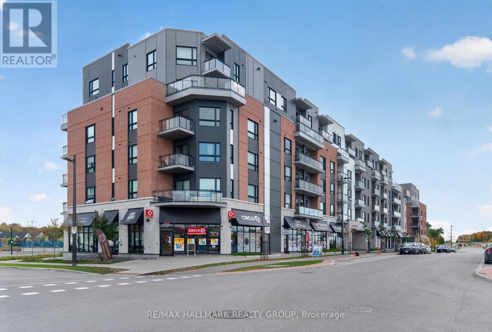 411 - 1350 HEMLOCK ROAD