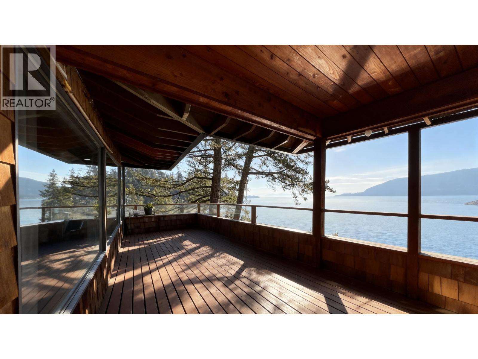 6648 MARINE DRIVE
