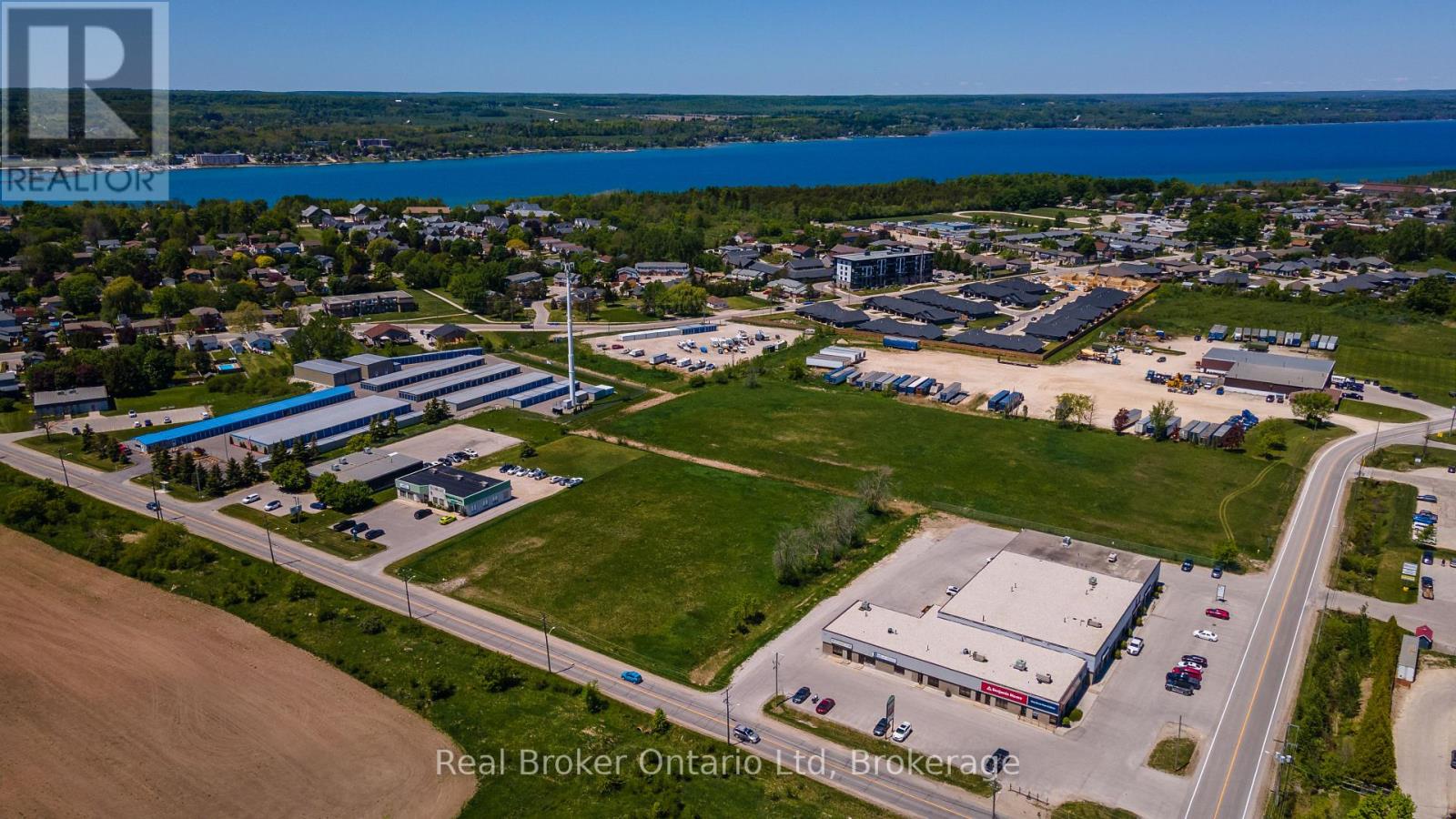 1548 (PT LOT 3) 20TH STREET E