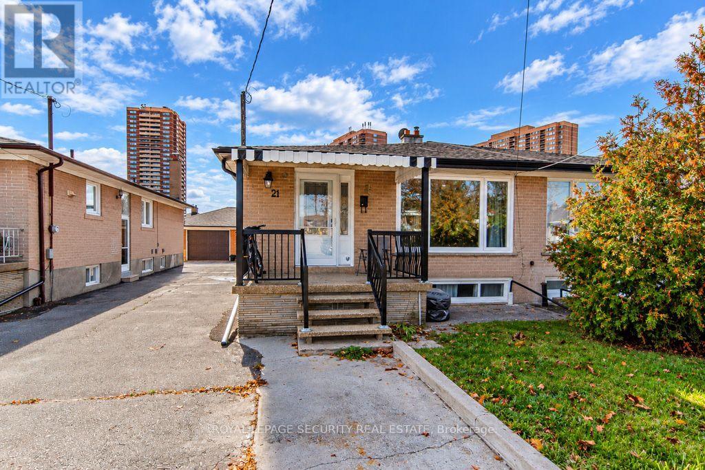 21 NEAMES CRESCENT