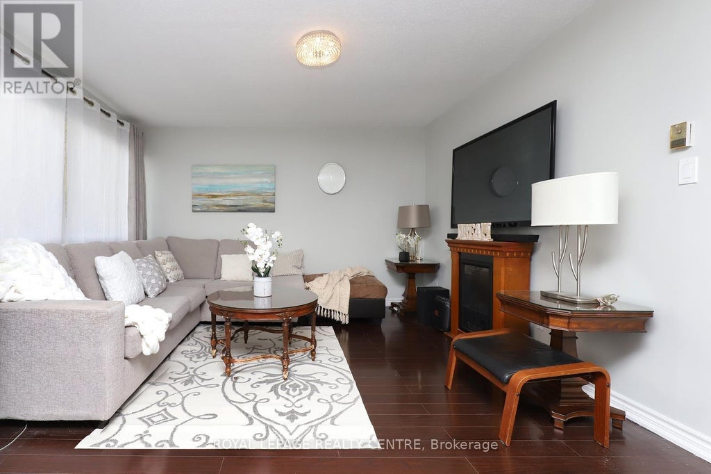 171-1055 DUNDAS STREET, MISSISSAUGA (APPLEWOOD), ON L4Y 3X6 - Image 367238341.jpeg?d=l