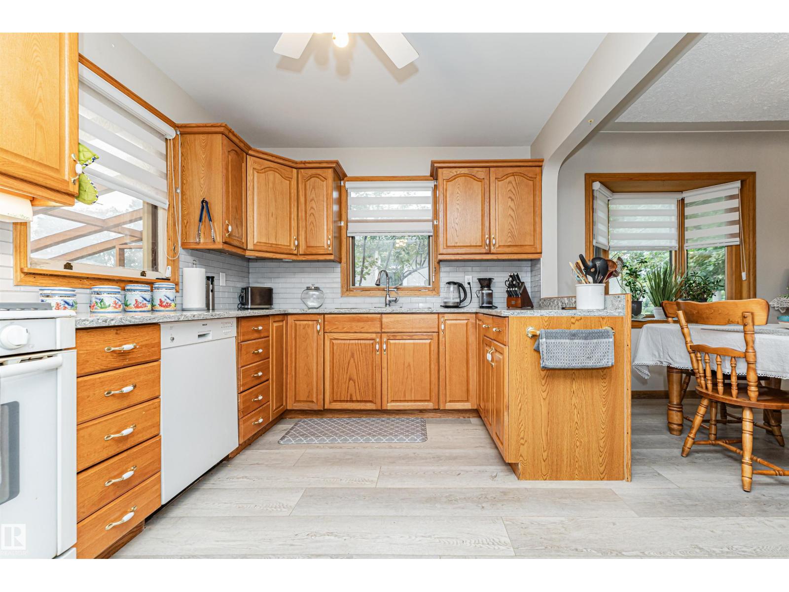 10807 136 ST NW