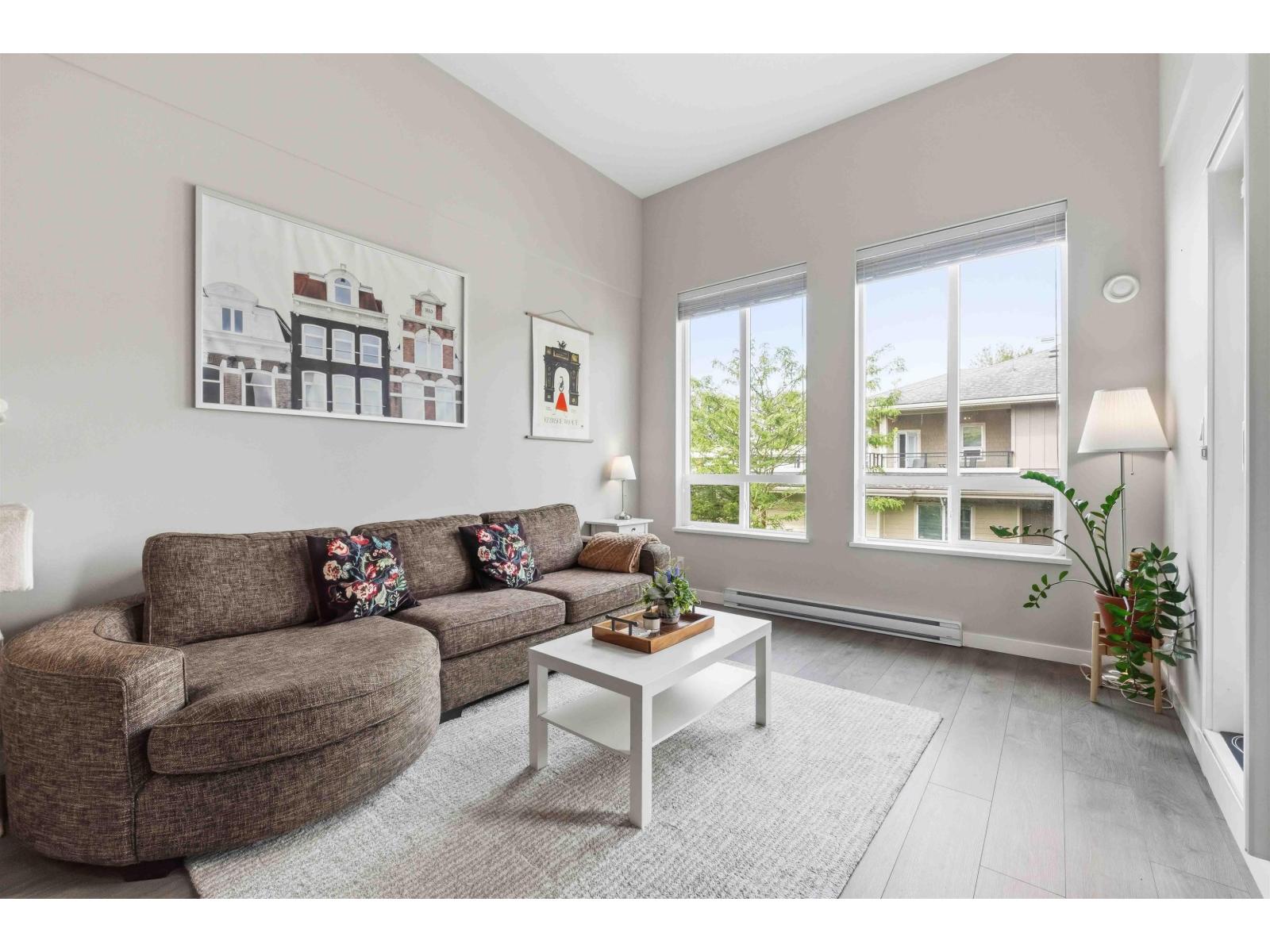 E405 20211 66 AVENUE