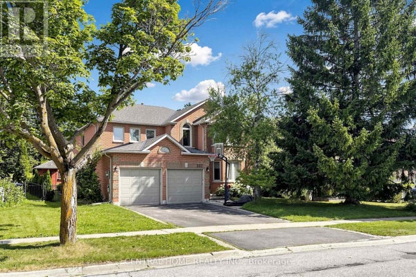 2 - 307 Alex Doner Dr, Newmarket (Glenway Estates), ON 2