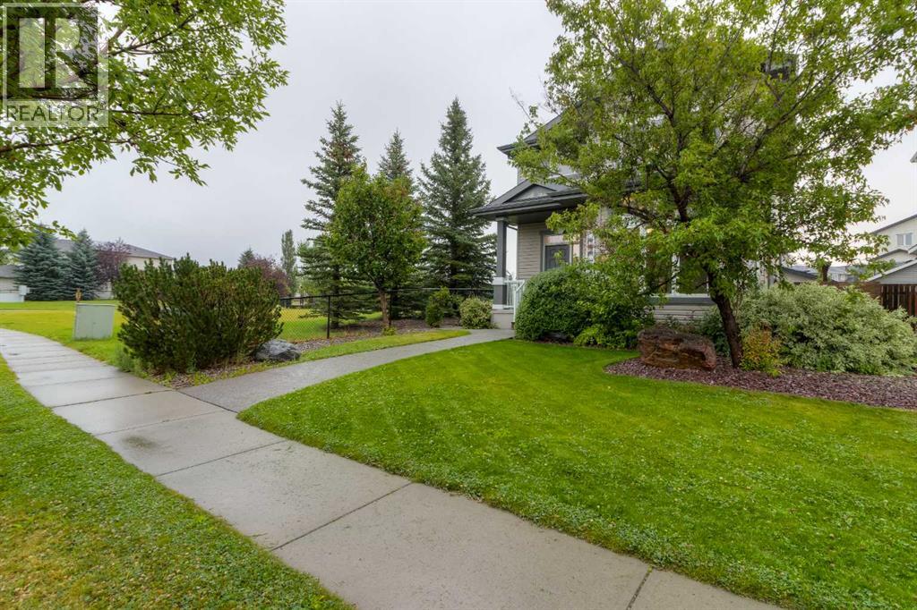 104 Coalbanks Boulevard W