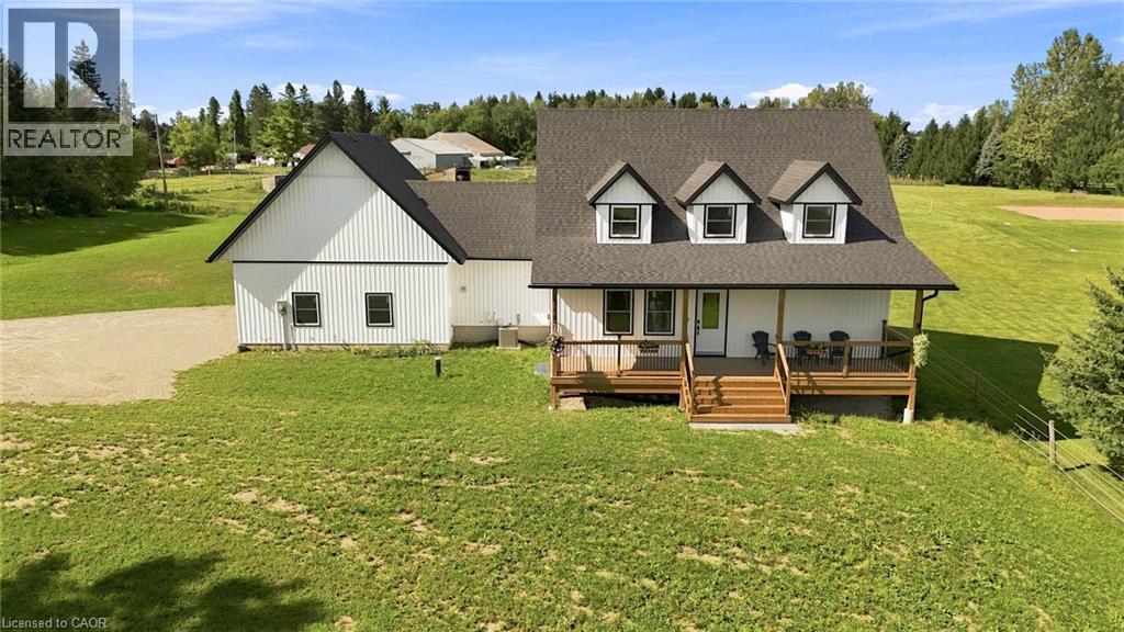 1238 SNYDER'S Road E