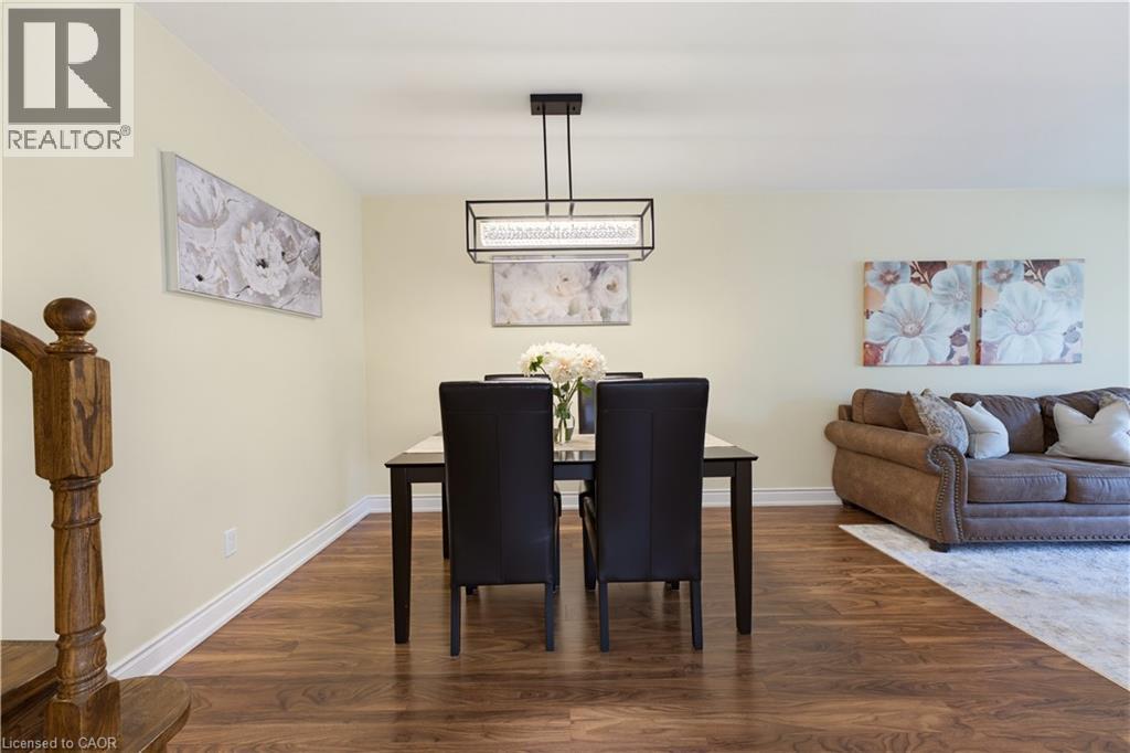 475 KINGSCOURT Drive Unit# A