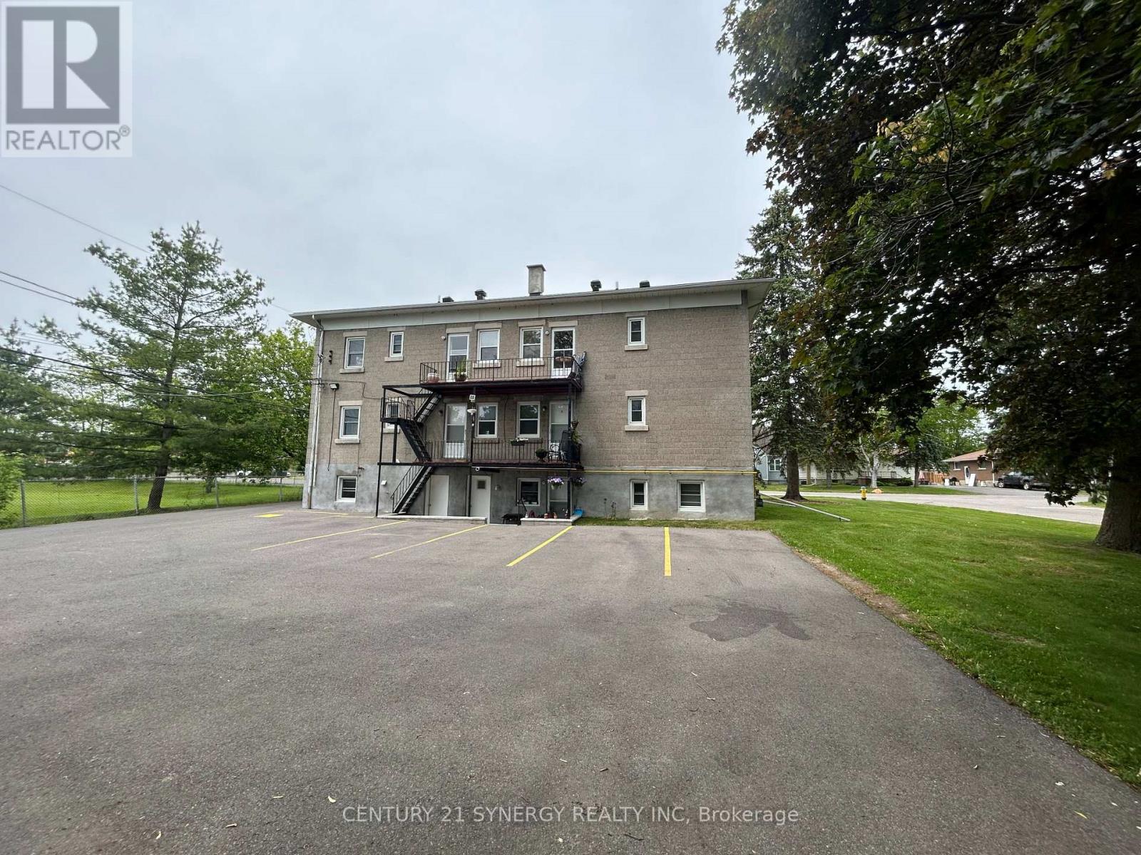 395 PINE STREET E