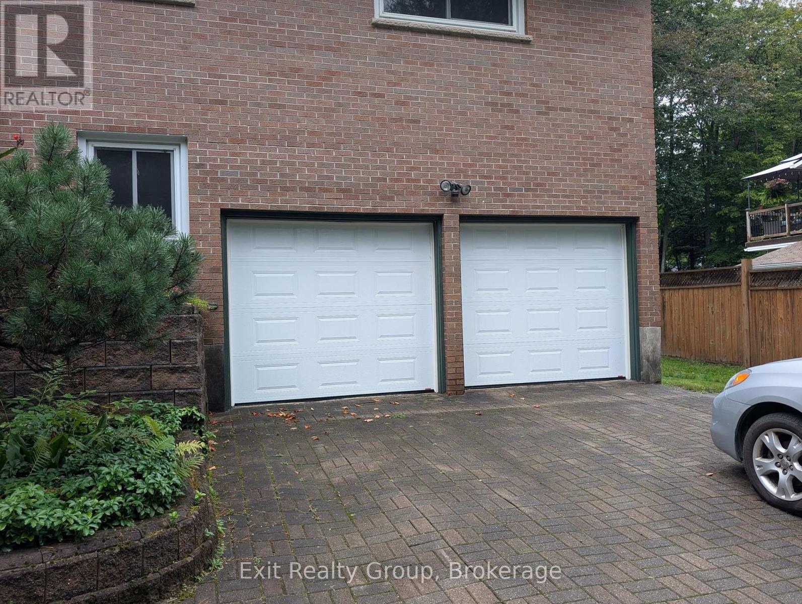 456 PARKVIEW COURT - Photo 3