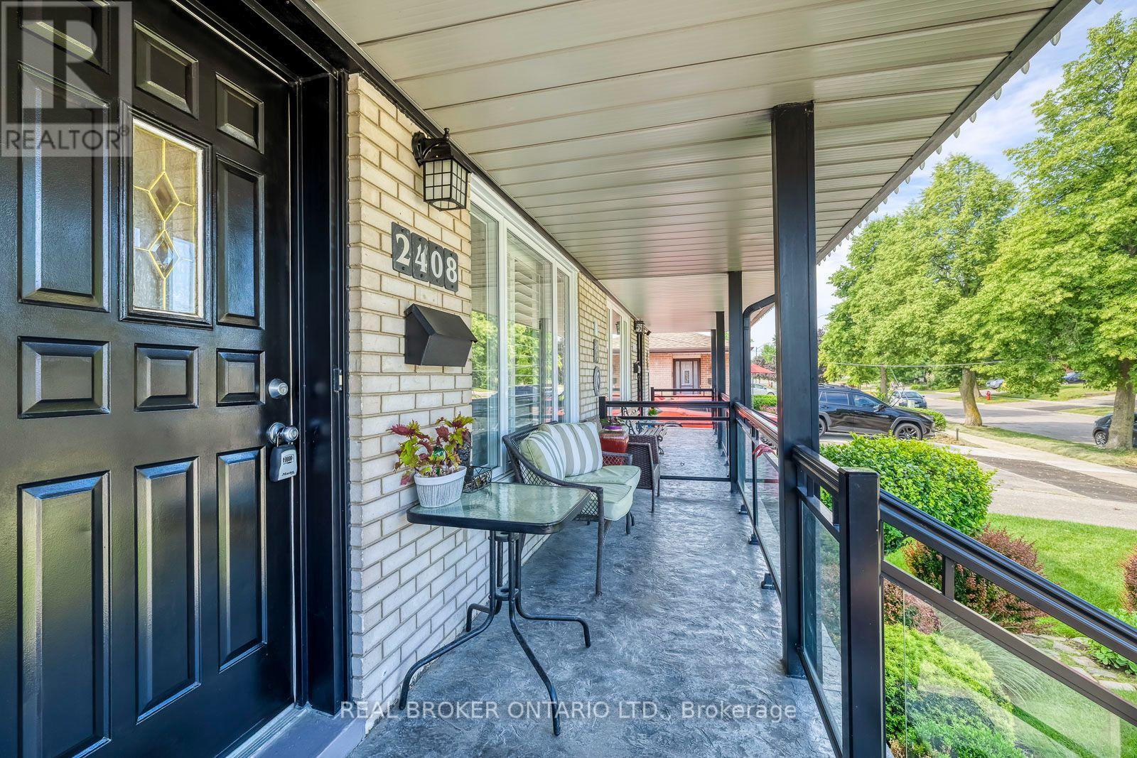 2408 PADSTOW CRESCENT