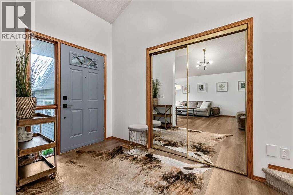 16 Evergreen Gardens SW