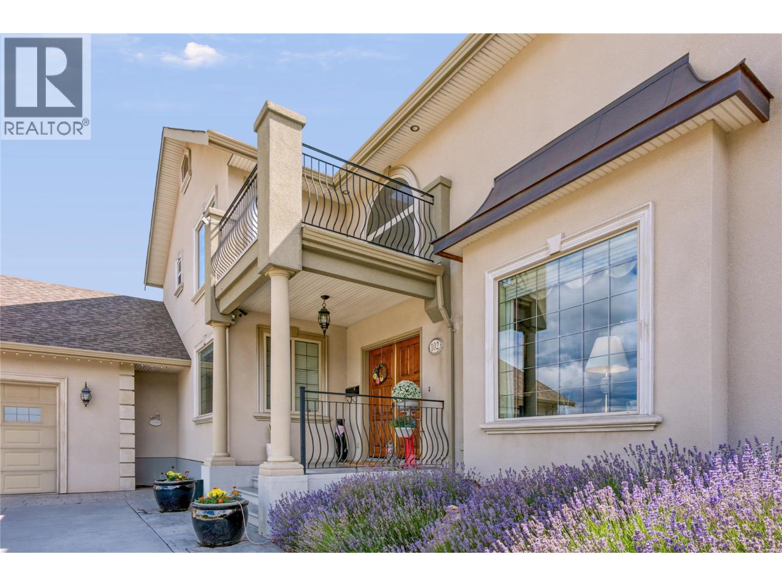 102 Westview Drive