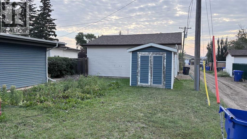 139 9 Avenue W