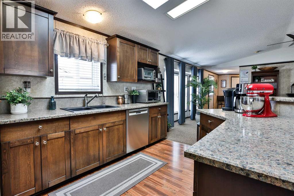 311 ELMORE STREET, CARMANGAY, AB T0L 0N0 - Image 3442928350.jpeg?d=l