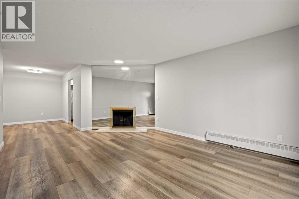 225, 333 Garry Crescent NE